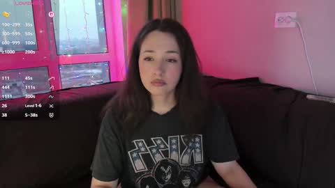 Snapshot of monicarocket chatting on November 29, 11:13 am Monica online show from November 29, 11:13 am