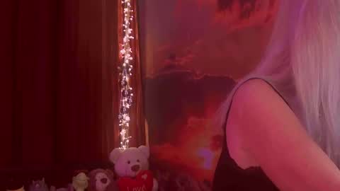 Monika    online show from November 27, 2:46 am