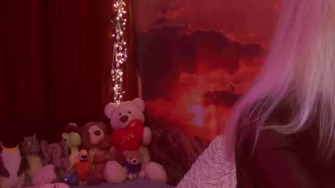 Monika    online show from December 21, 2:51 am