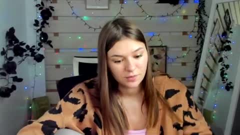 Snapshot of monika_youu chatting on April 6, 12:28 pm Monika online show from April 6, 12:28 pm