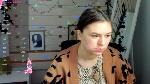 Snapshot of monika_youu chatting on April 7, 11:43 am Monika online show from April 7, 11:43 am