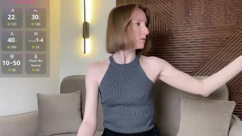 Snapshot of monikabos chatting on April 14, 8:48 pm MonikaBos online show from April 14, 8:48 pm