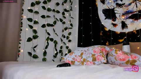 Monika online show from May 25, 6:03 pm