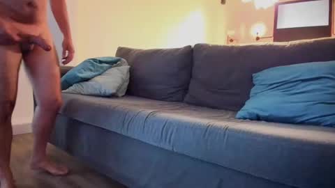 Monikfree online show from February 3, 6:28 pm