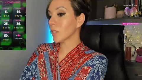 Monilee online show from September 9, 8:14 am