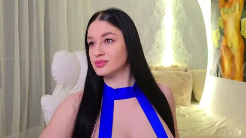 Snapshot of monique_a chatting on March 31, 2:57 am Ask me online show from March 31, 2:57 am