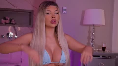 Moni online show from September 30, 3:33 am