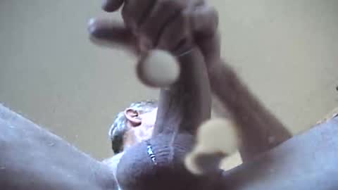 monkeyspank82 online show from January 5, 9:29 pm