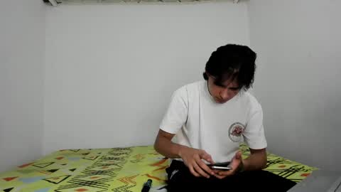 monky_0002 online show from May 28, 3:53 pm