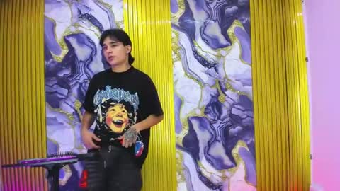 monky_0002 online show from June 24, 7:46 pm