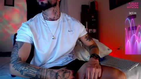 monnojones online show from May 20, 1:45 am