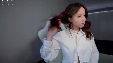 Mary online show from November 13, 7:51 am