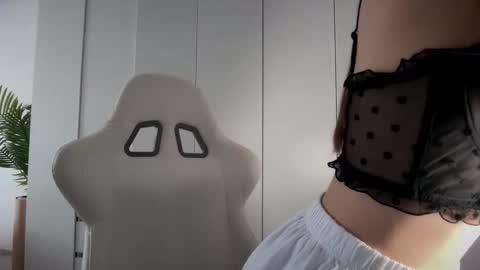 Mary online show from March 9, 7:34 am