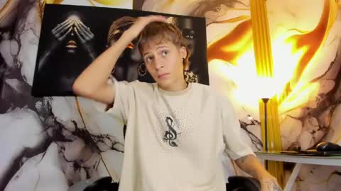 mono_blonde online show from June 6, 11:48 am