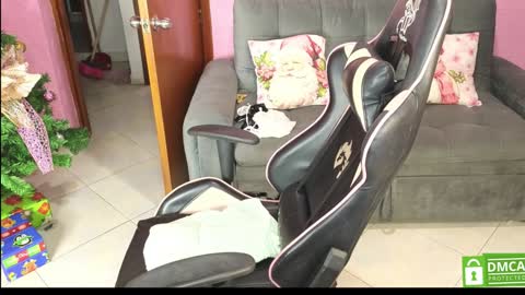 monroe_abigail online show from December 26, 4:10 am