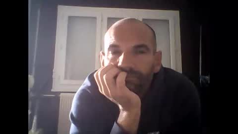 montmasse online show from May 6, 2:33 pm