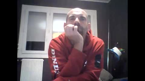 montmasse online show from May 16, 10:41 pm