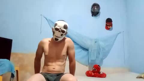 montoyar878 online show from November 20, 2:45 am