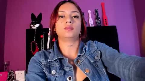 Snapshot of monttserratt chatting on October 29, 11:45 am Monttserratt online show from October 29, 11:45 am