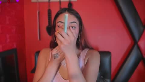 Snapshot of monttserratt chatting on March 17, 7:17 pm Monttserratt online show from March 17, 7:17 pm