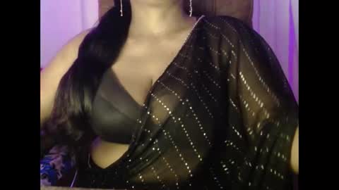 Snapshot of moody_maya chatting on October 4, 10:13 am Maya online show from October 4, 10:13 am