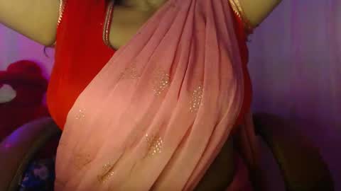 Snapshot of moody_maya chatting on October 14, 12:17 pm Maya online show from October 14, 12:17 pm