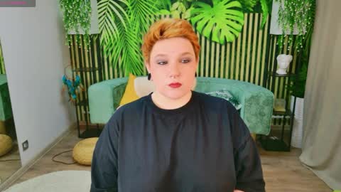 Moon  Bunny online show from March 30, 8:48 am