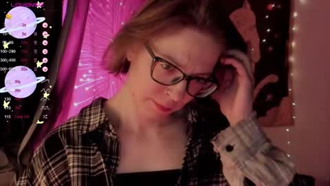 Roxy online show from November 22, 7:13 pm