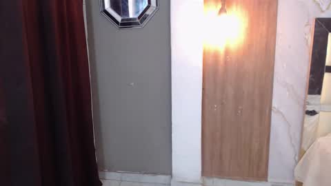 moon_and_fire_ online show from February 4, 6:19 am