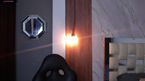 moon_and_fire_ online show from May 21, 5:36 am