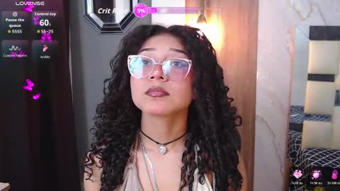 moon_and_fire_ online show from May 26, 5:14 am