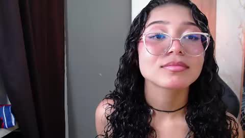 moon_and_fire_ online show from June 27, 5:12 am