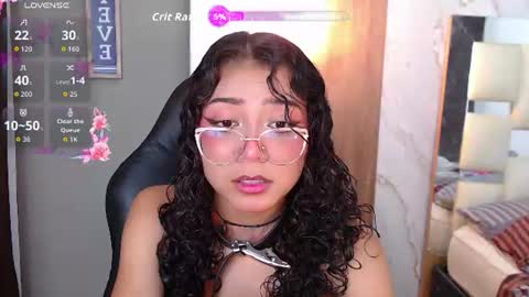 moon_and_fire_ online show from July 10, 7:01 am