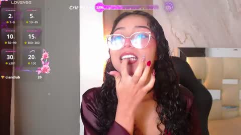 moon_and_fire_ online show from July 24, 4:21 am