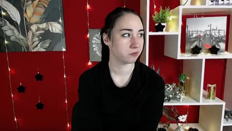 Snapshot of moon_foxy_ chatting on December 9, 4:15 pm Diana online show from December 9, 4:15 pm