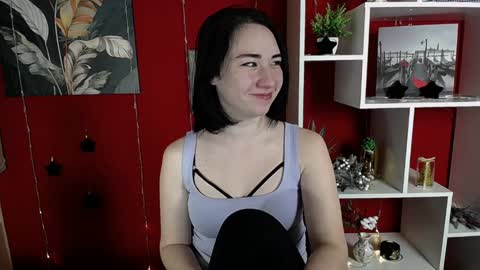 Snapshot of moon_foxy_ chatting on December 11, 12:55 pm Diana online show from December 11, 12:55 pm