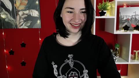 Snapshot of moon_foxy_ chatting on December 19, 7:40 pm Diana online show from December 19, 7:40 pm