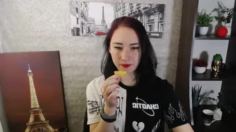 Snapshot of moon_foxy_ chatting on October 28, 9:39 pm Diana online show from October 28, 9:39 pm