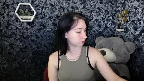 Snapshot of moon_foxy_ chatting on April 7, 8:31 pm Diana online show from April 7, 8:31 pm