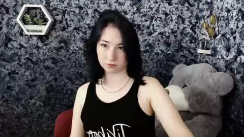 Snapshot of moon_foxy_ chatting on May 9, 8:25 pm Diana online show from May 9, 8:25 pm