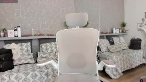 Sarah online show from May 30, 12:02 pm