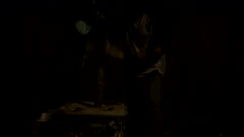 Snapshot of moon_man5 chatting on March 8, 10:32 am Mitchell online show from March 8, 10:32 am