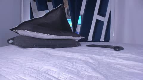 Luna  online show from March 10, 9:29 pm