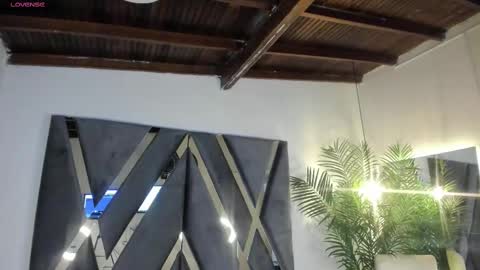 Luna  online show from September 14, 2:05 pm