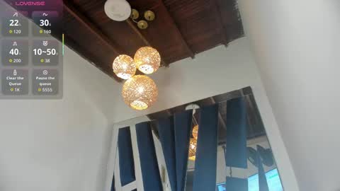 Luna  online show from October 25, 10:56 am