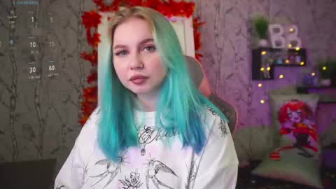 Emilia online show from October 2, 9:27 am