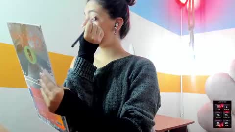 Snapshot of moon_winy chatting on September 27, 11:48 am Winy online show from September 27, 11:48 am