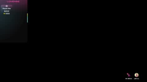 Snapshot of moon_winy chatting on October 22, 11:21 am Winy online show from October 22, 11:21 am