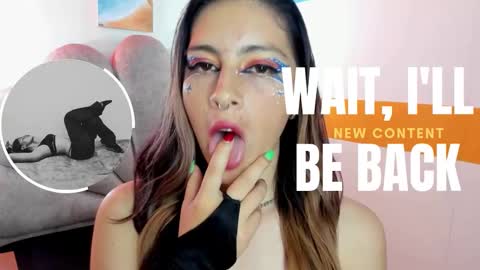 Snapshot of moon_winy chatting on October 30, 11:22 am Winy online show from October 30, 11:22 am