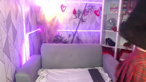 Charlotte online show from November 11, 7:58 pm